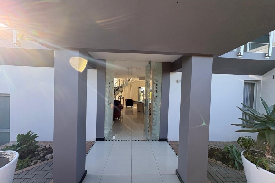 5 Bedroom Property for Sale in Pinnacle Point Golf Estate Western Cape